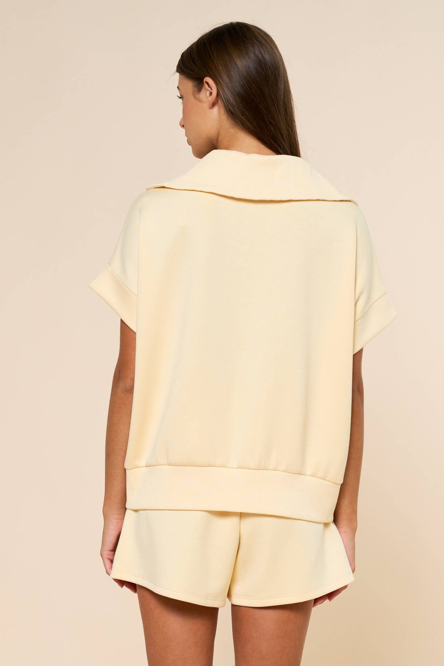 BUTTER YELLOW ZIP TOP