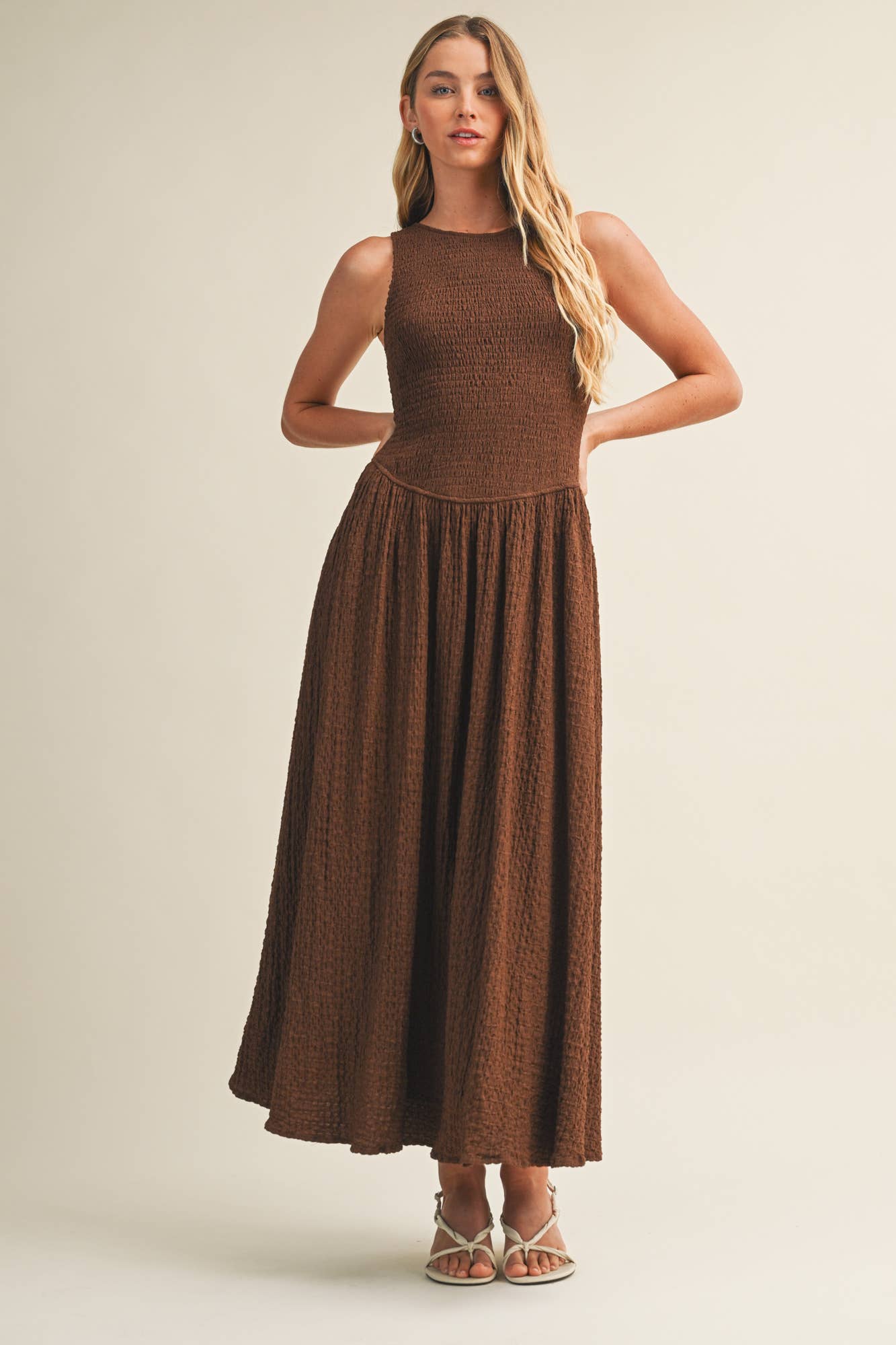 BROWN SMOCKED SLEEVELESS DRESS