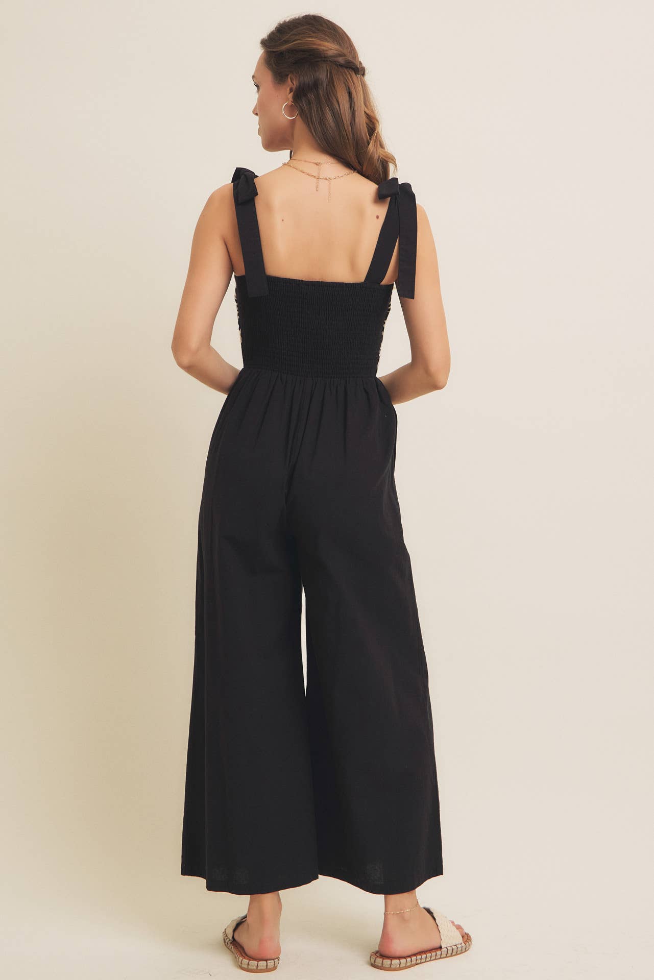 WIDE-LEG JUMPSUIT