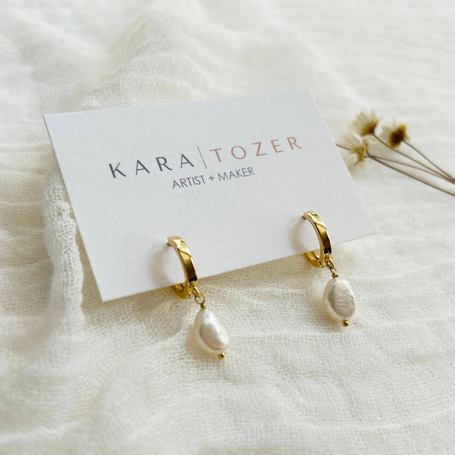 PEARL HOOPS